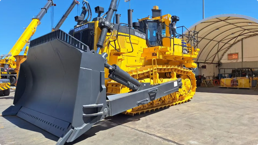 Used Komatsu D475A Bulldozer for Sale front working view for sale