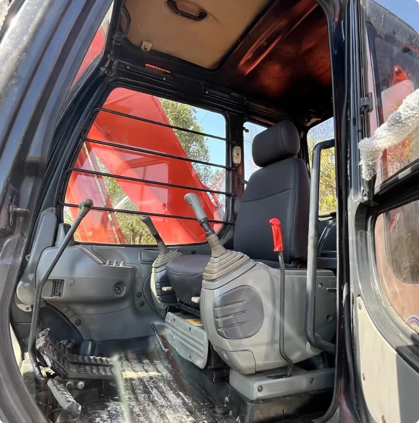 Used Hitachi EX200-1 Excavator for Sale rear view for sale