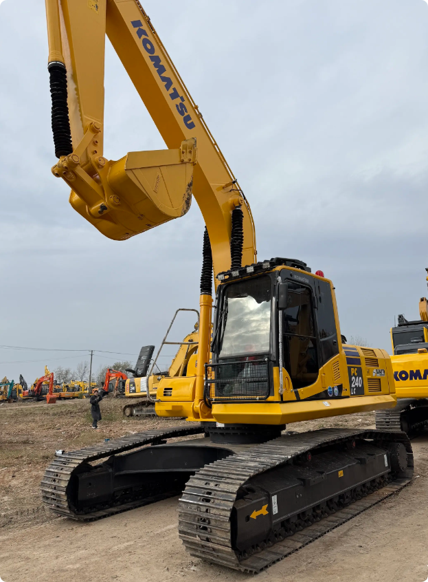 Excavadora de cadenas Komatsu PC240LC-8M0 usada en venta | Precio Komatsu PC240LC-8M0 foto de detalle 5