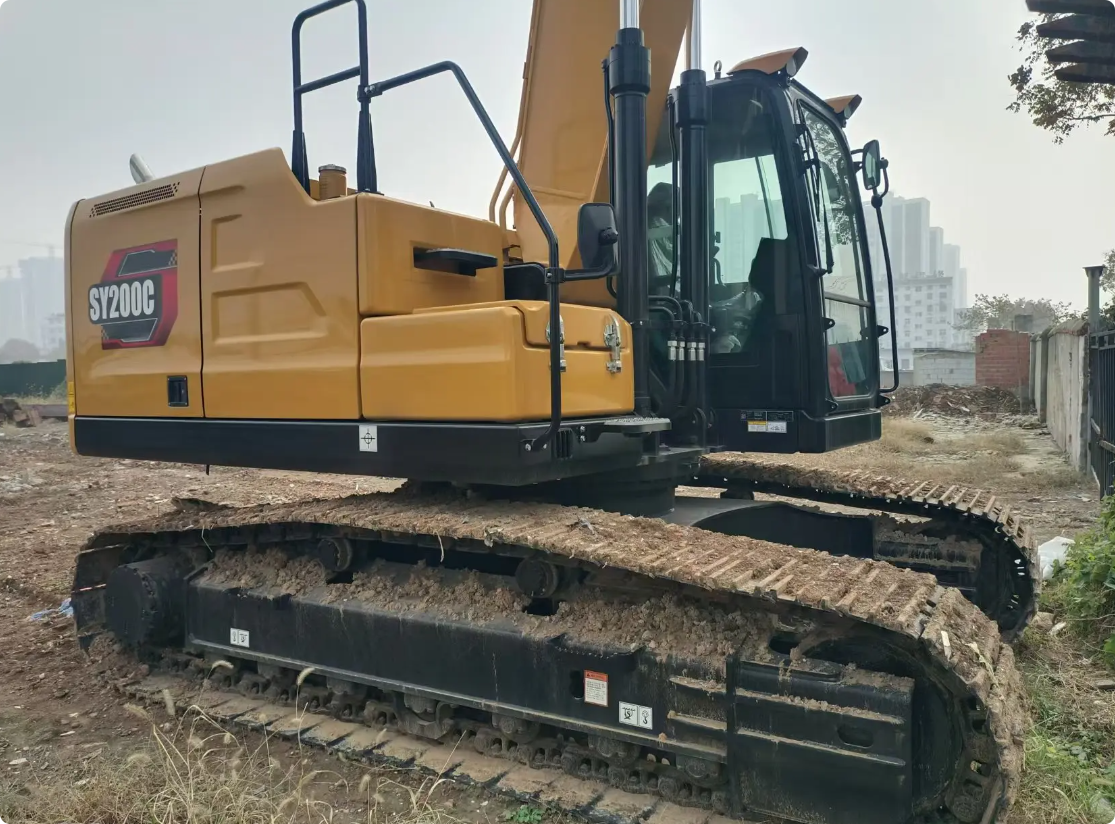 Used SANY SY200C crawler excavator real inventory view 3