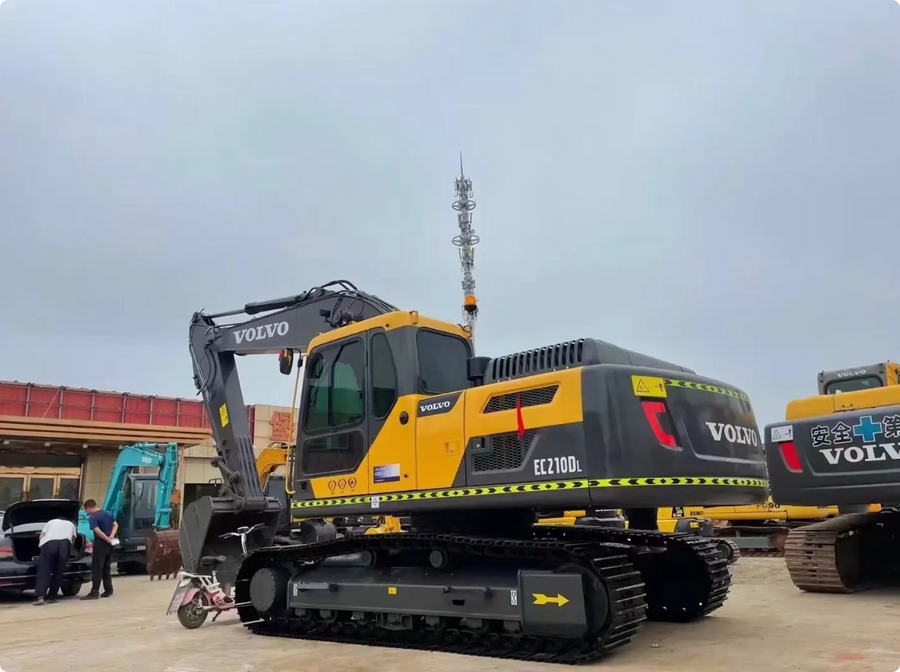 Excavadora de cadenas VOLVO EC210DL usada en venta | Precio VOLVO EC210DL foto de detalle 3