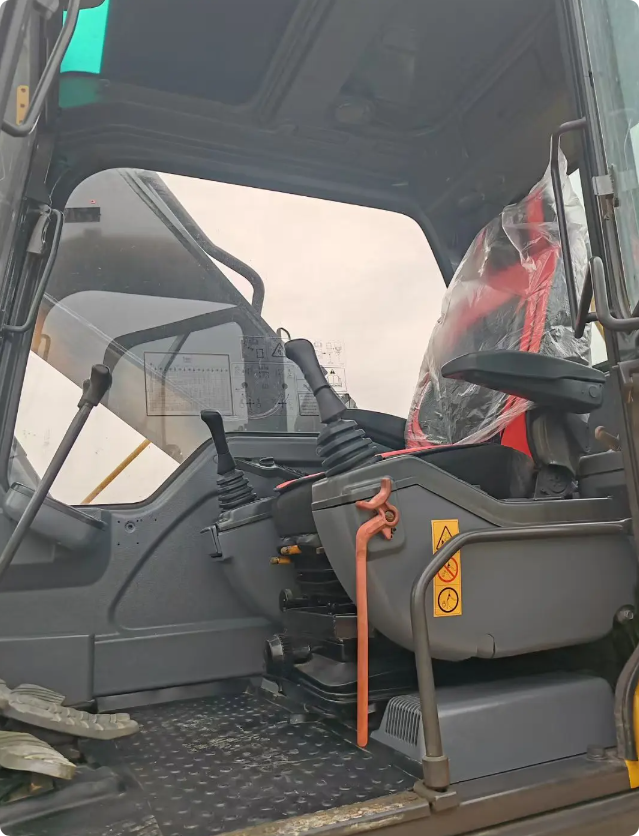 Used VOLVO EC380DL Crawler Excavator for Sale | VOLVO EC380DL Price detail photo 7
