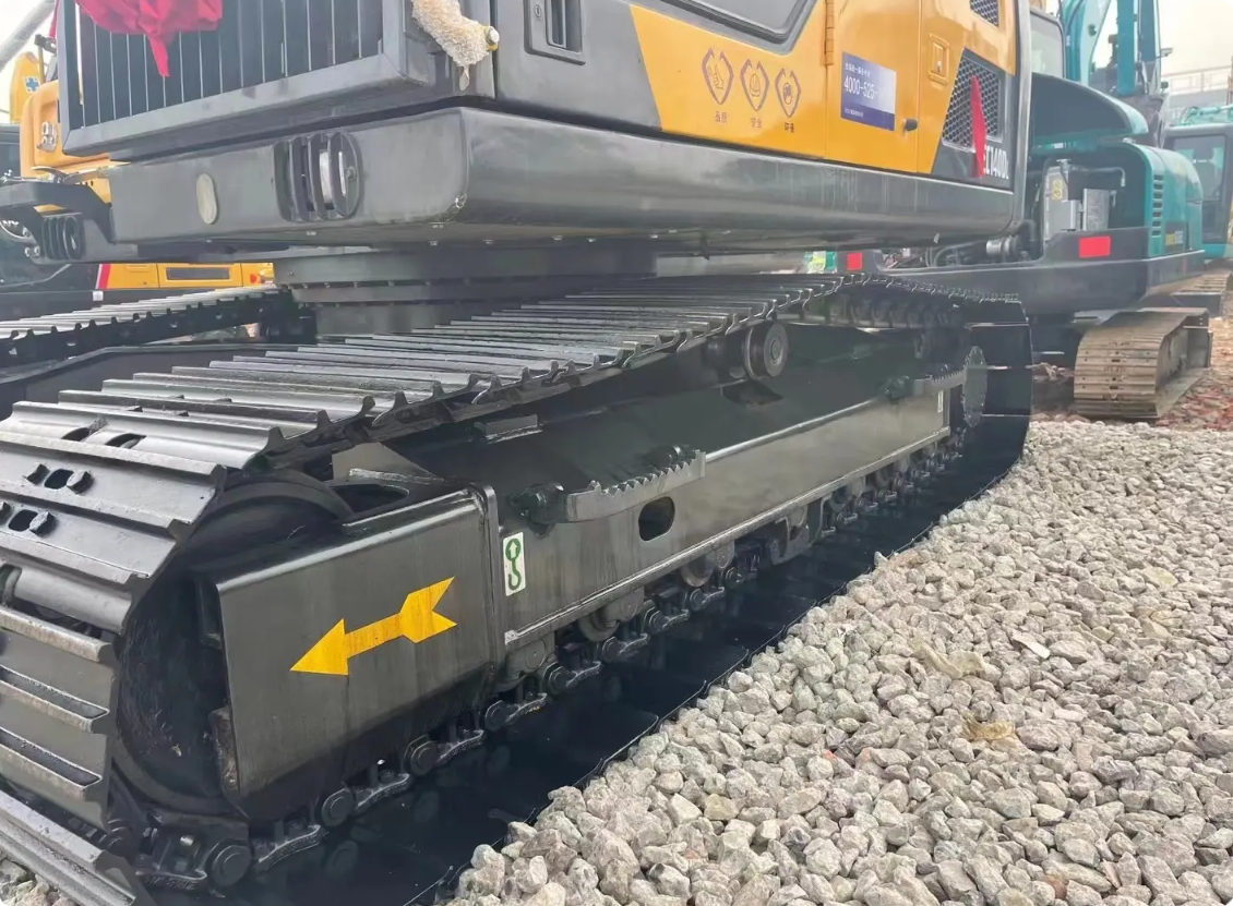 Used VOLVO EC140DL Crawler Excavator for Sale - real inventory photo 4