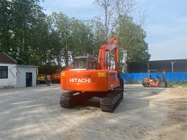 Used Hitachi EX120-5 Excavator for Sale front view