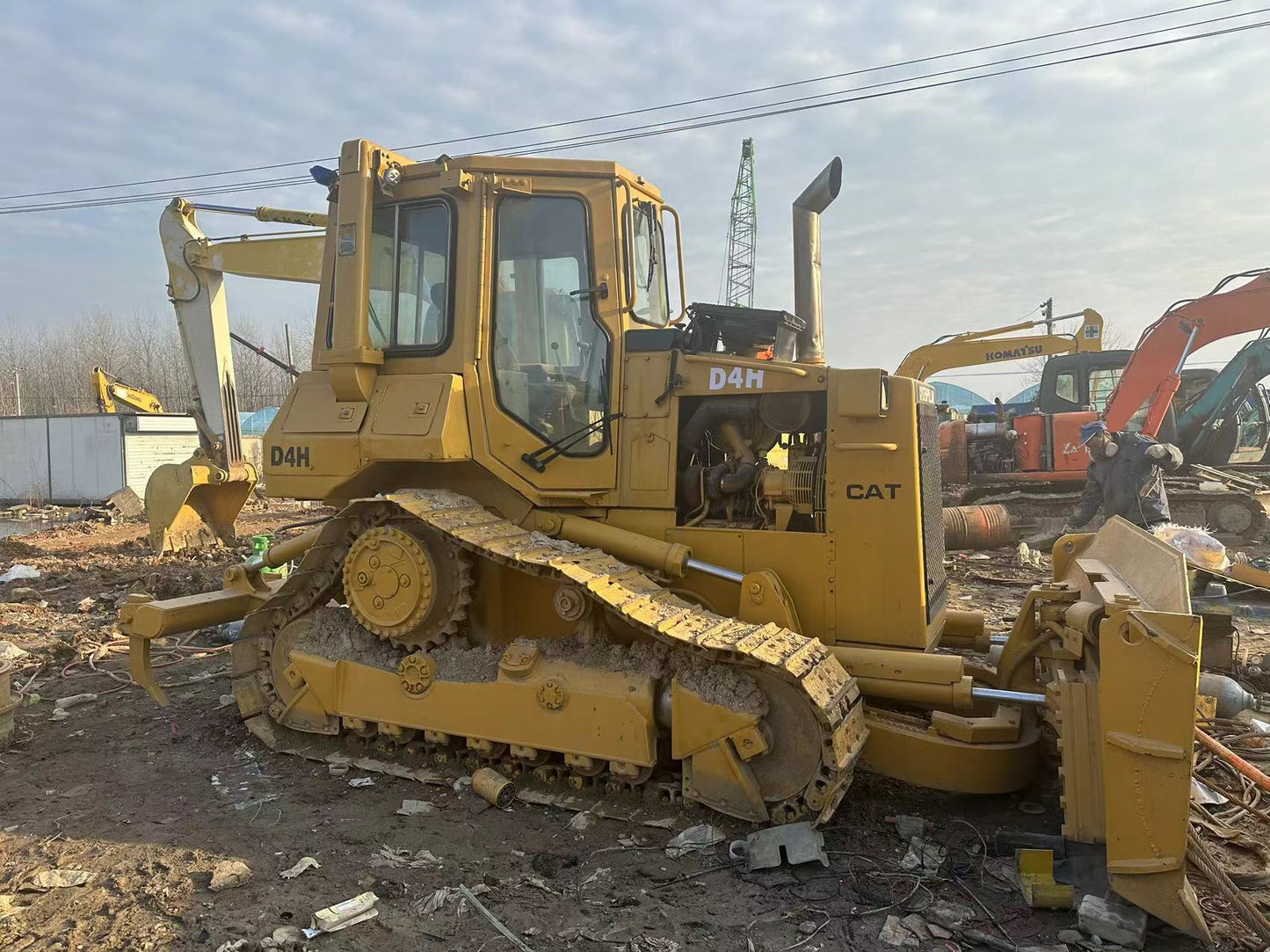 Used Caterpillar D4H Bulldozer for Sale front view
