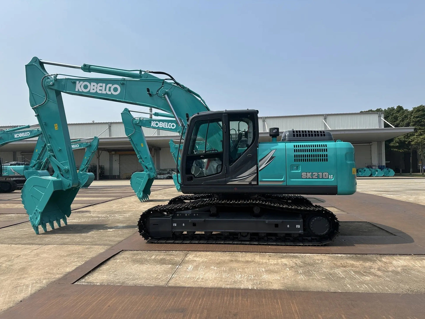 NEW KOBELCO SK200-12