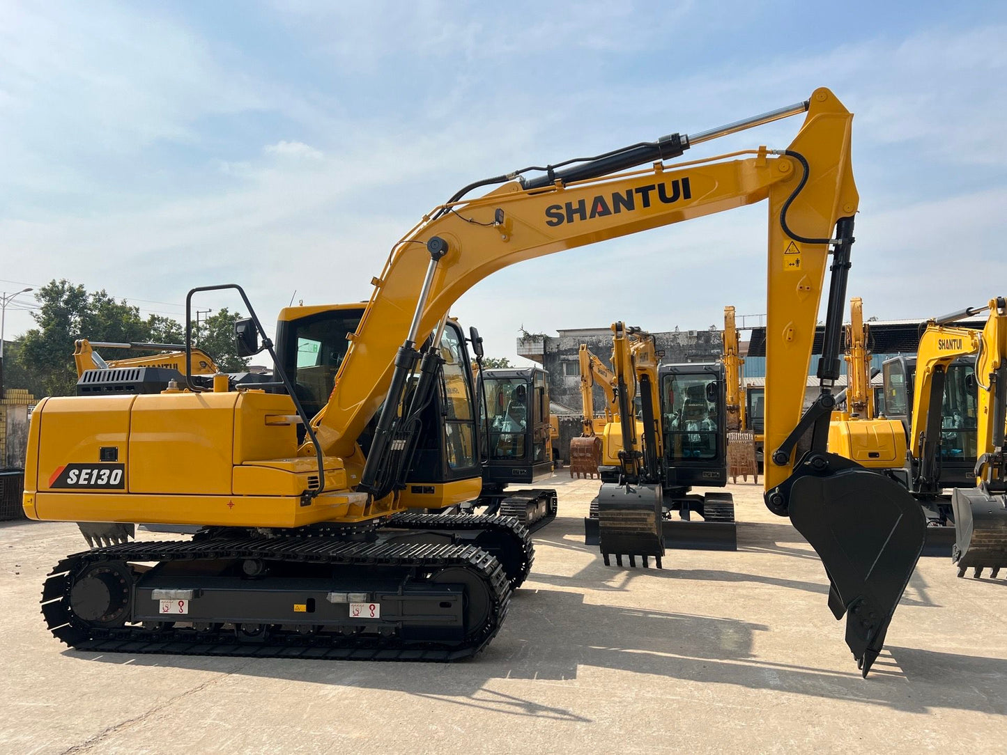New Shantui SE130 Excavator for Sale rear side view