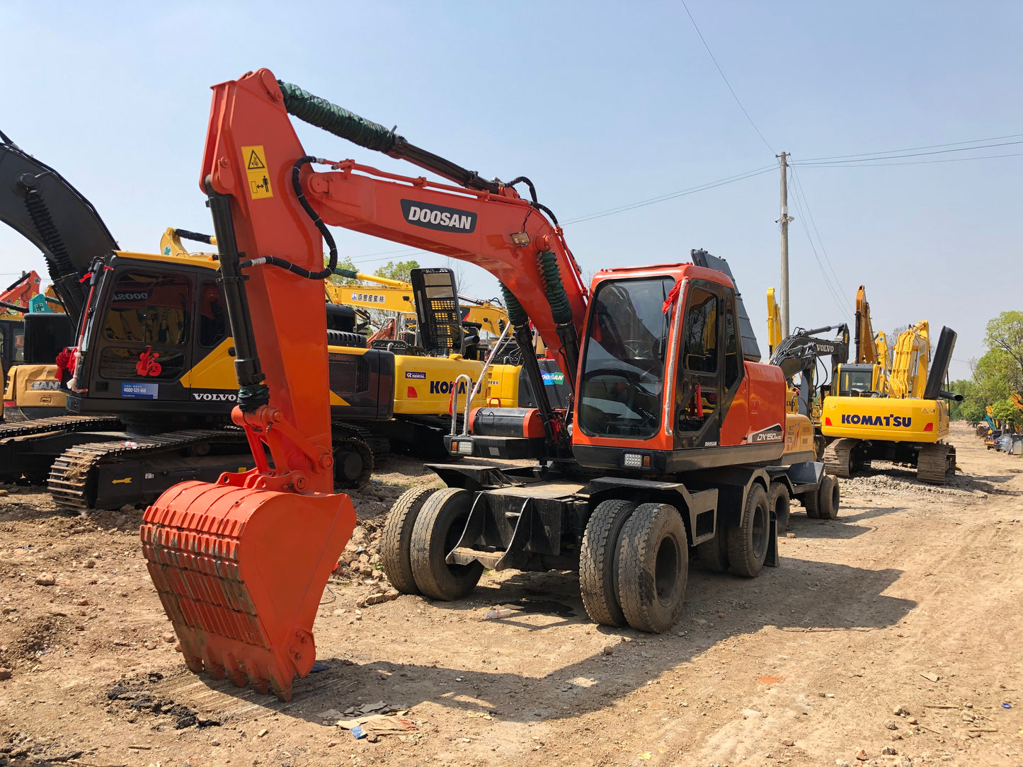 Used Doosan DX150W-9C Excavator for Sale detail view