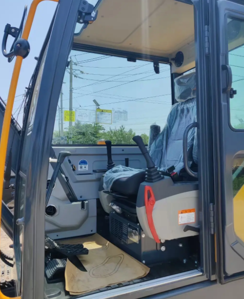 New HYUNDAI HX60 Crawler Excavator for Sale | HYUNDAI HX60 Price detail photo 4