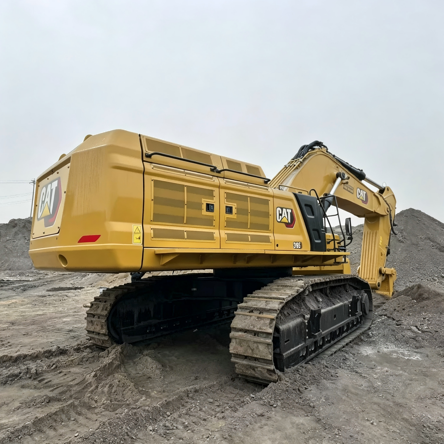 Used Caterpillar 395 Excavator for Sale side view