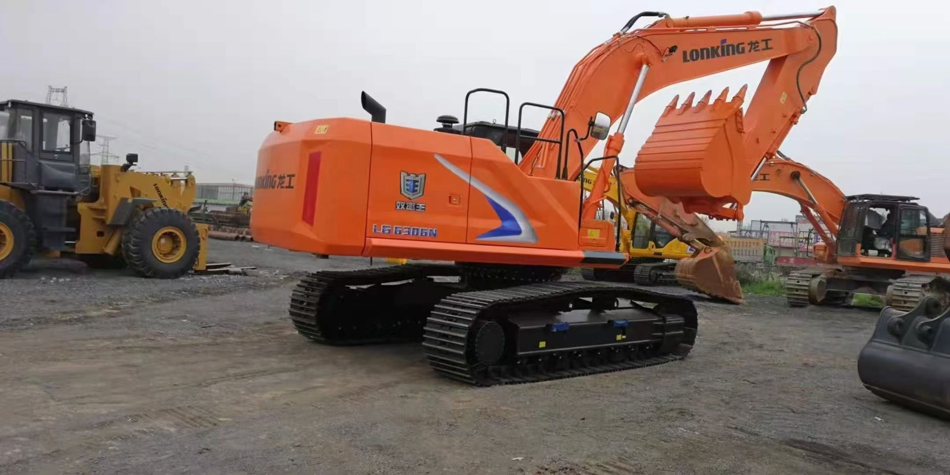 New Lonking LG6306F Excavator for Sale front view