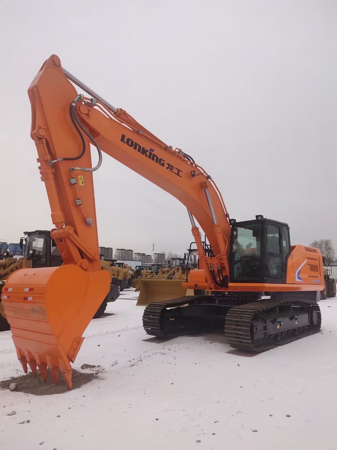 New Lonking LG6306F Excavator for Sale rear side view
