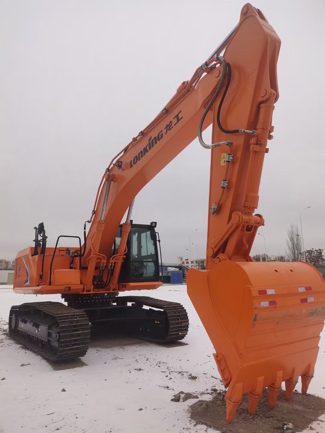 New Lonking LG6306F Excavator for Sale detail view