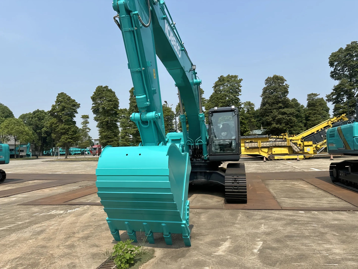 New Kobelco SK260LC-12 Excavator for Sale detail view