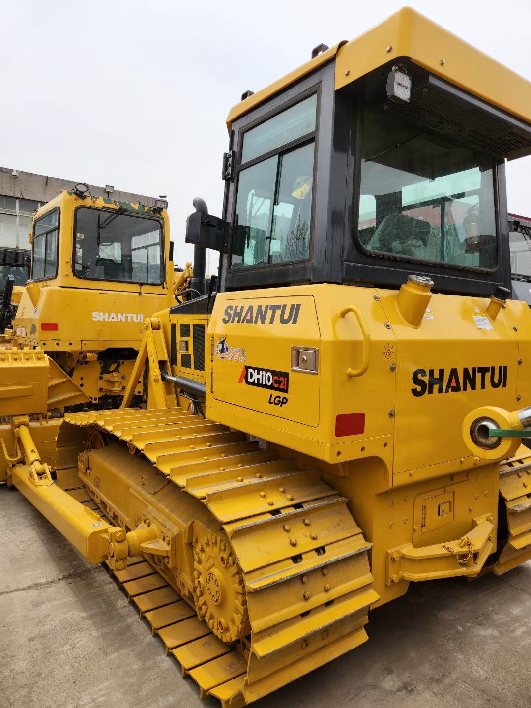 NEW SHANTUI DH10