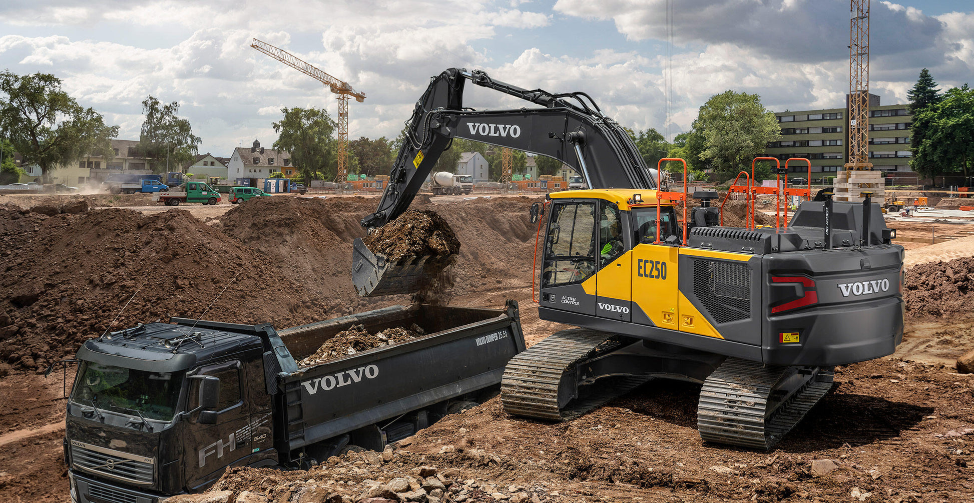 New Volvo EC250 CN4 Excavator for Sale detail view