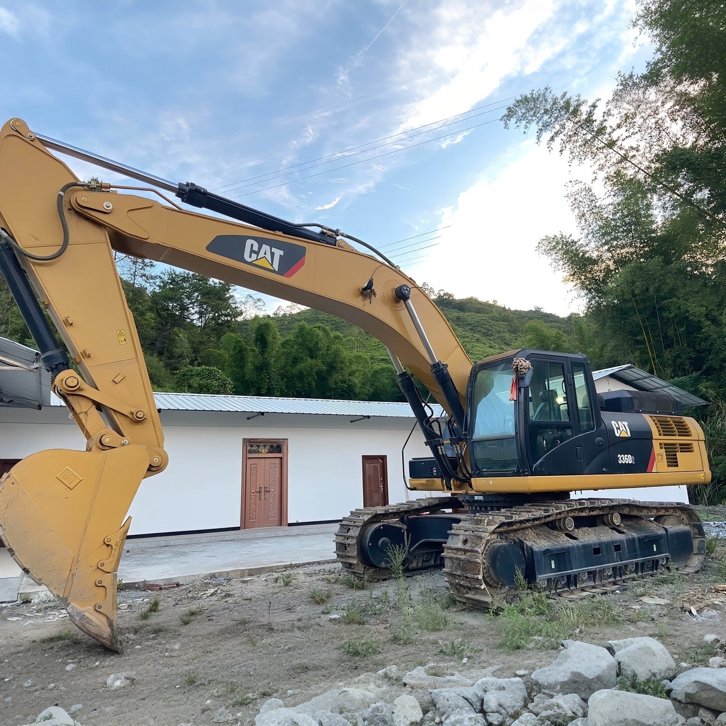 Used Caterpillar 336D2 Excavator for Sale side view
