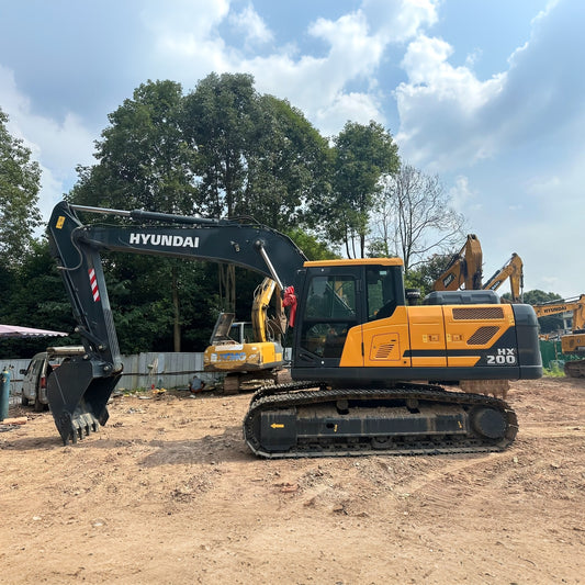 Used Hyundai HX200 Excavator for Sale side view