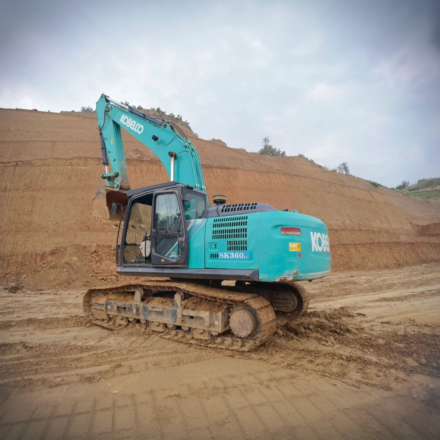Used Kobelco SK360LC-10 Excavator for Sale