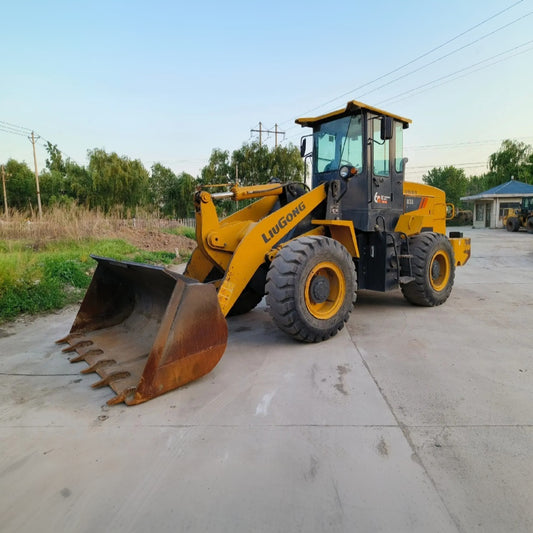 Used Liugong 833 Wheel Loader for Sale side view for sale