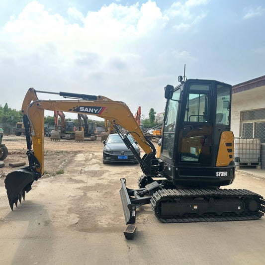 Used Sany 35U Excavator for Sale side view for sale