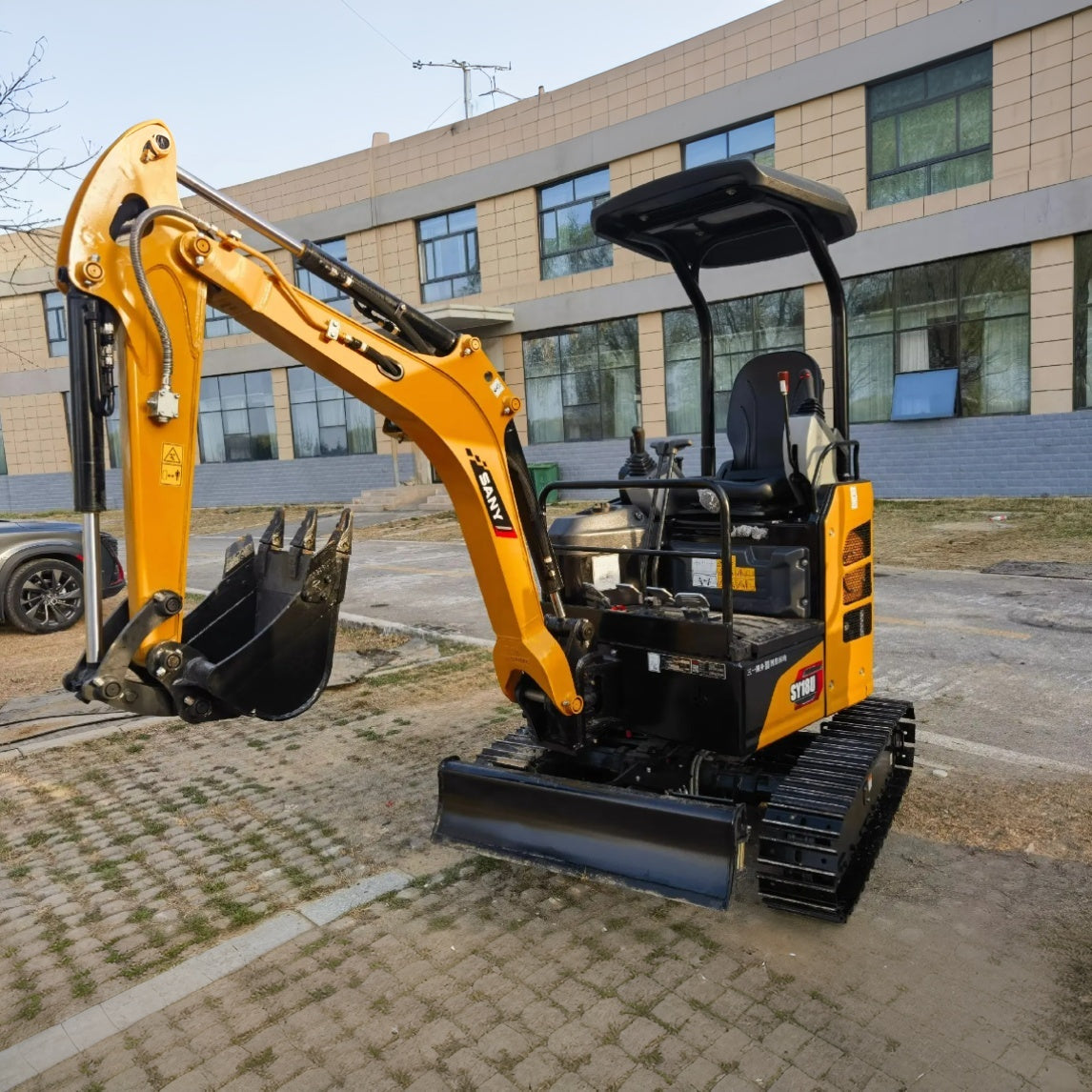 Used Sany SY18U Excavator for Sale side view for sale