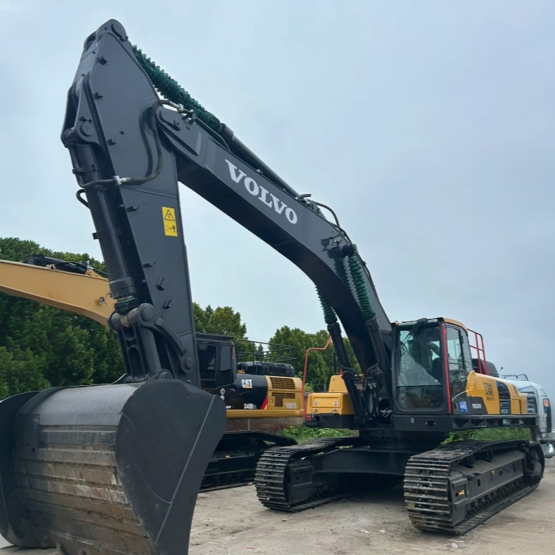Used Volvo EC480 Excavator for Sale side view for sale