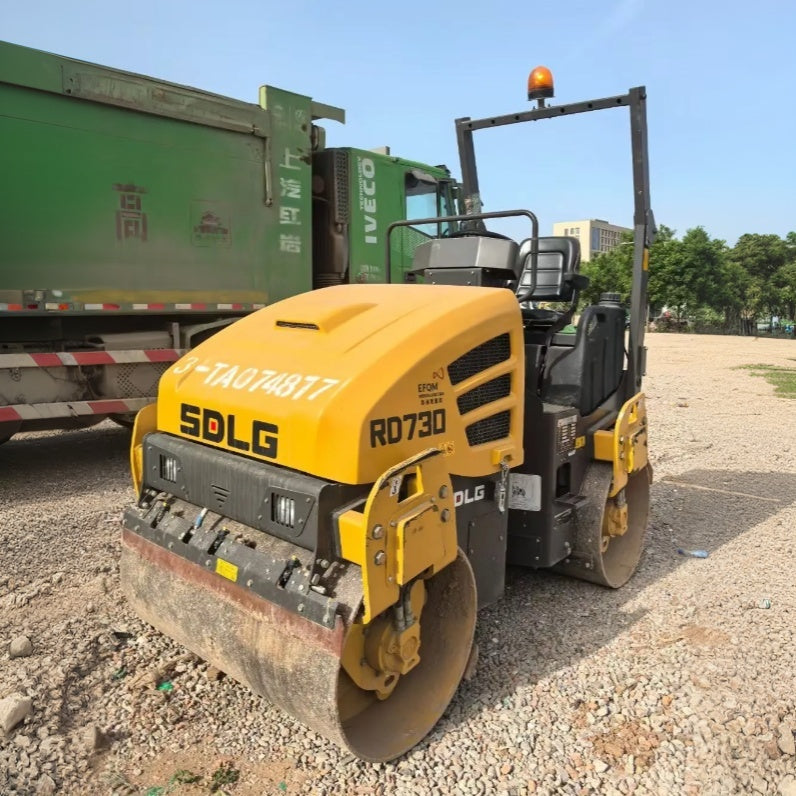 Used Sdlg RD730L Road Roller for Sale side view for sale