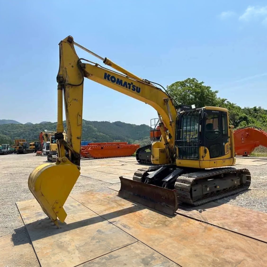 Used Komatsu PC138US-7 Excavator for Sale side view for sale