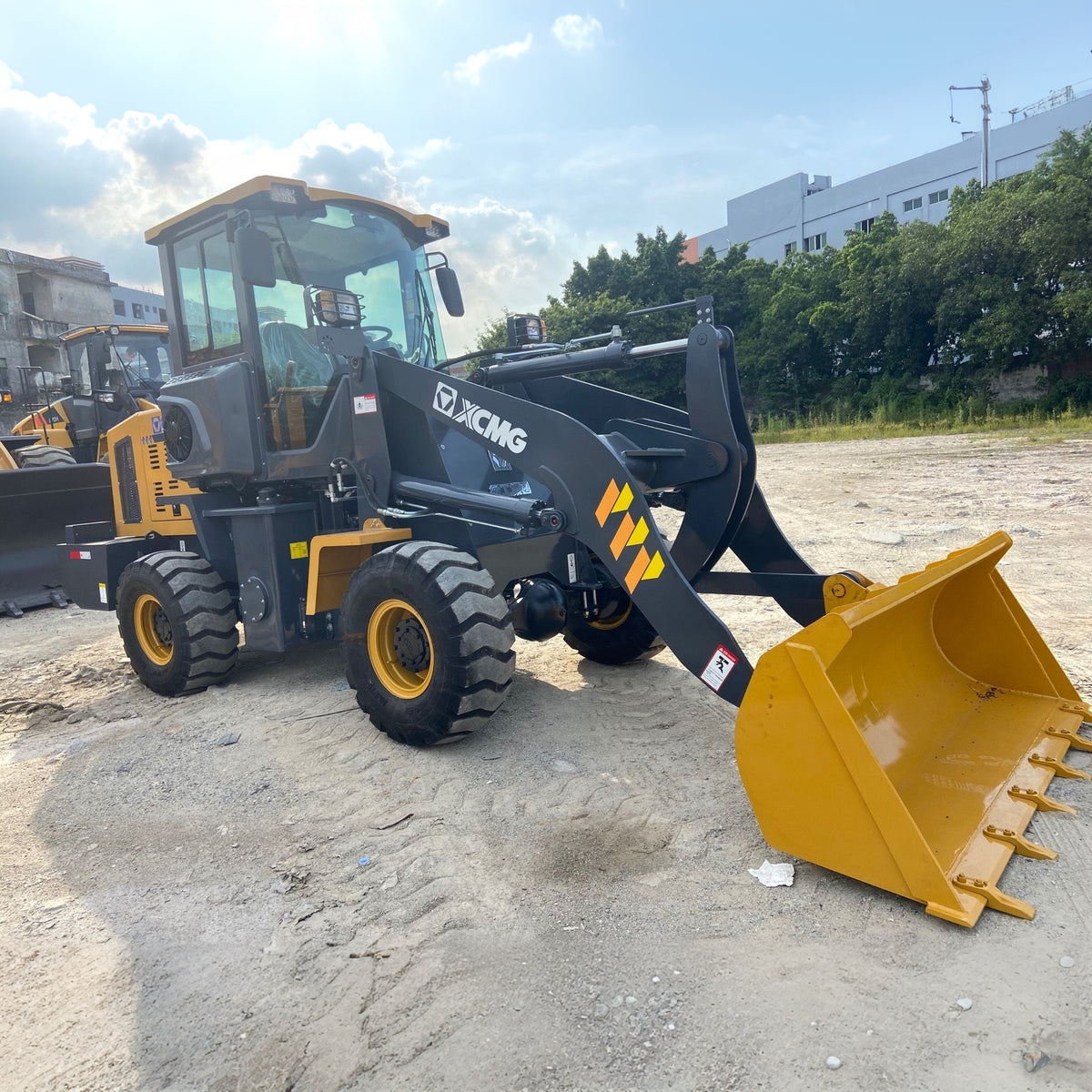 XCMG LW160FV Wheel Loader product photograph