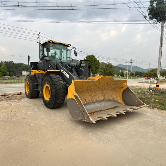 Used XCMG LW500FV Wheel Loader for sale side view for sale