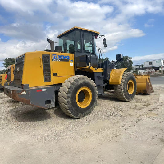 Used XCMG LW550FV Wheel Loader for sale side view for sale