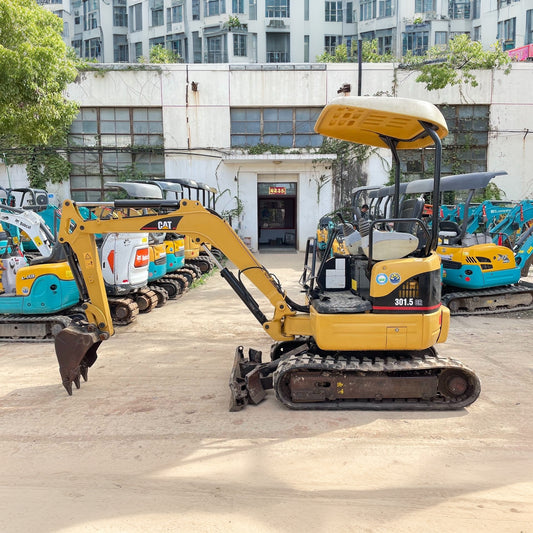 Used CAT 301.5CR Crawler Excavator for Sale - real inventory photo 1