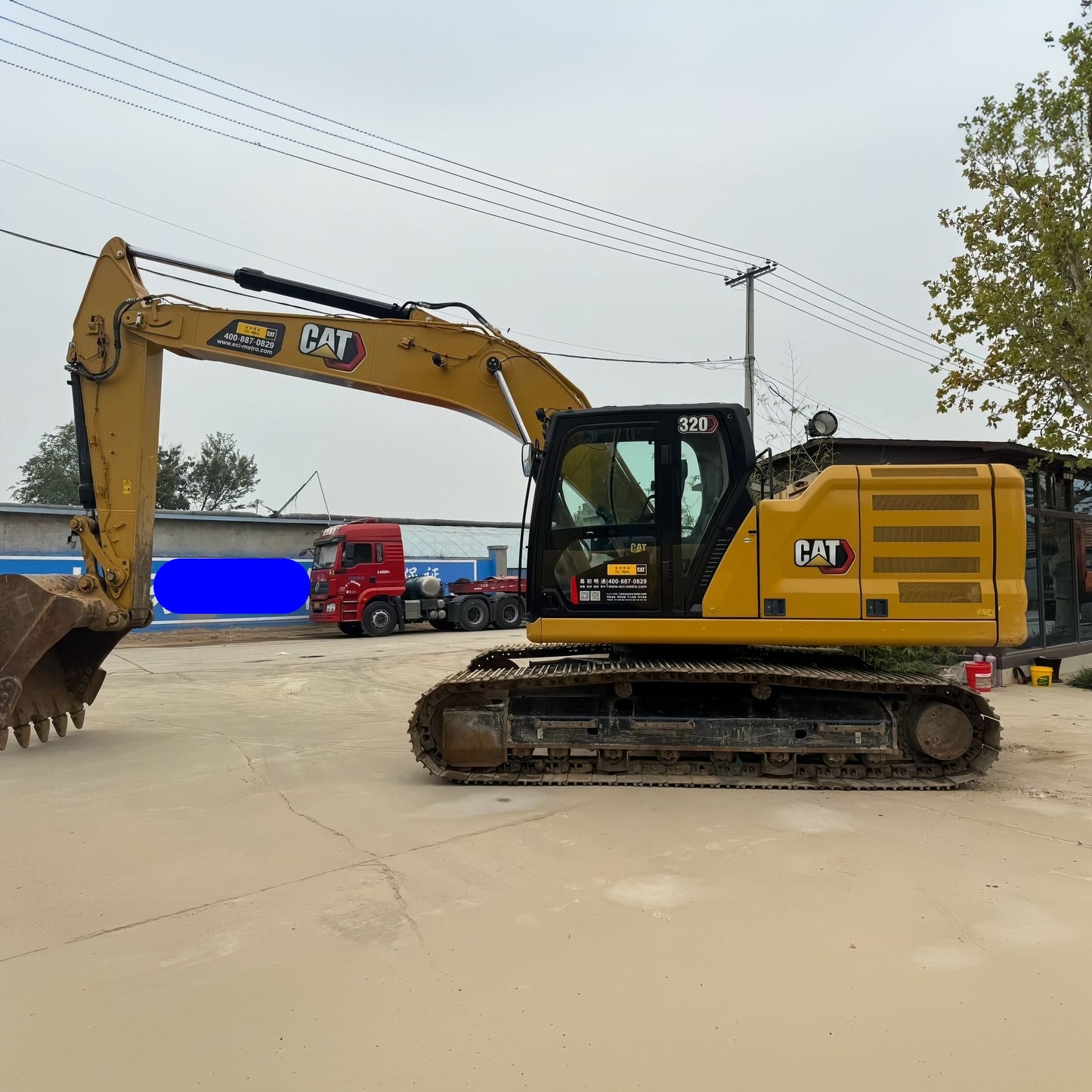 Used CAT 320 crawler excavator real inventory view 1