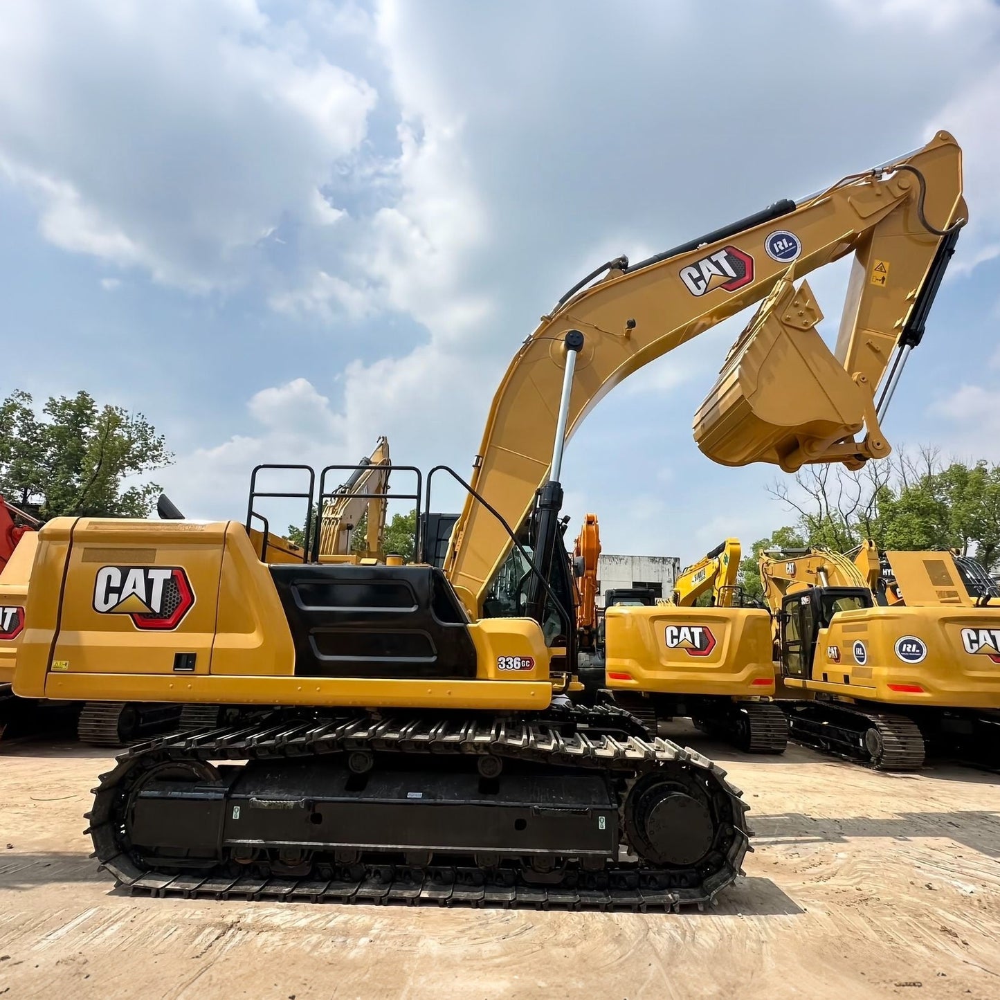 Used CAT 336GC Crawler Excavator for Sale - real inventory photo 1
