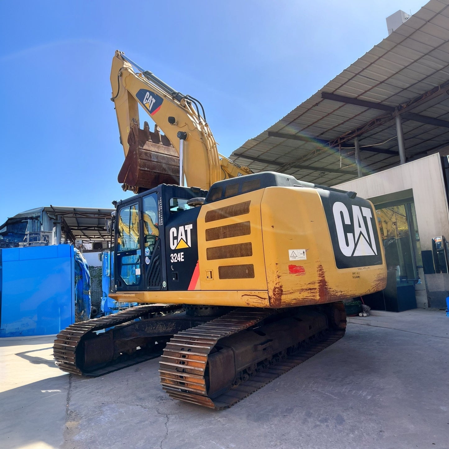 Used CAT 324E crawler excavator real inventory view 1
