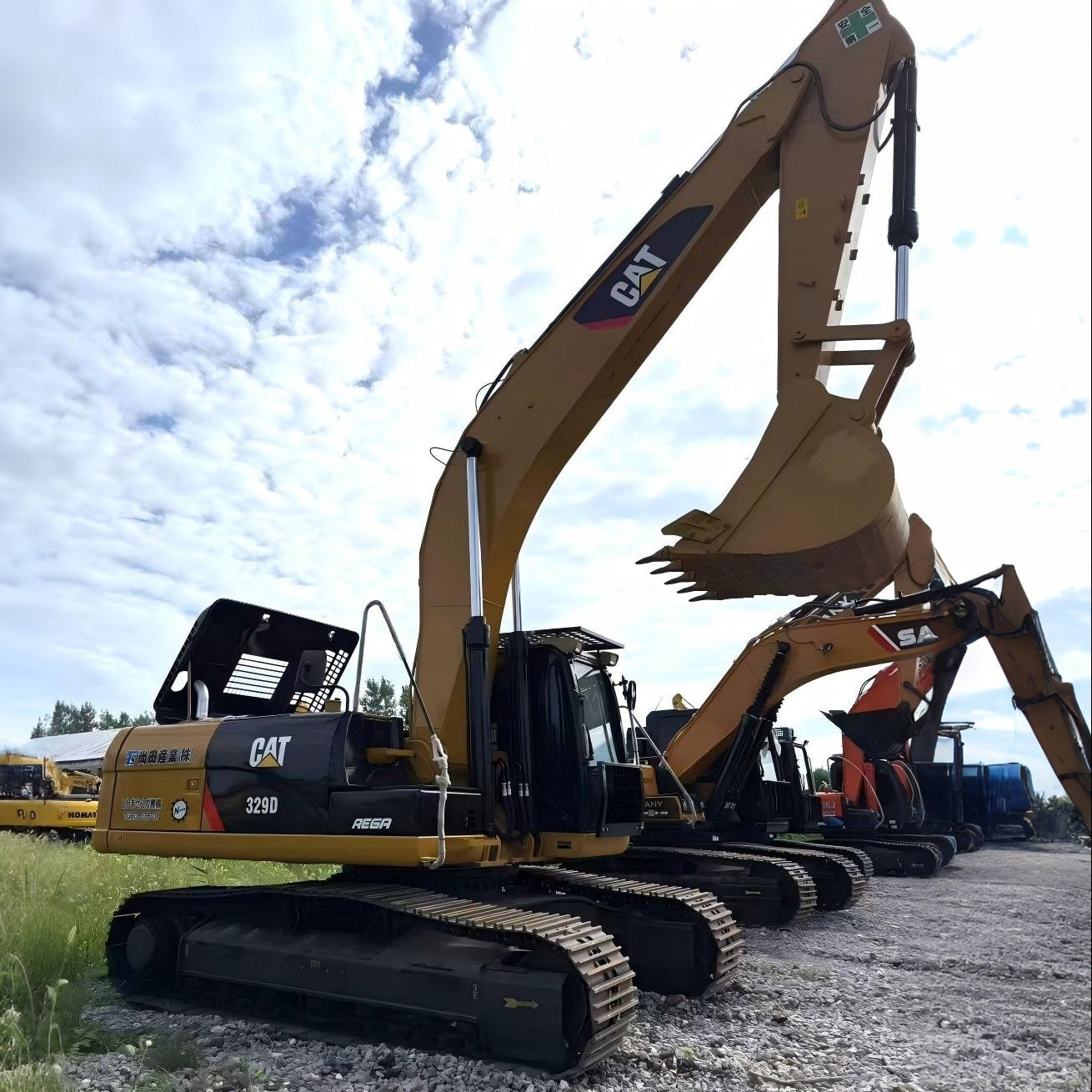 Used CAT 329D Crawler Excavator for Sale - real inventory photo 1