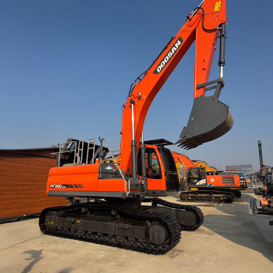 Used DOOSAN DX260LCA crawler excavator real inventory view 1