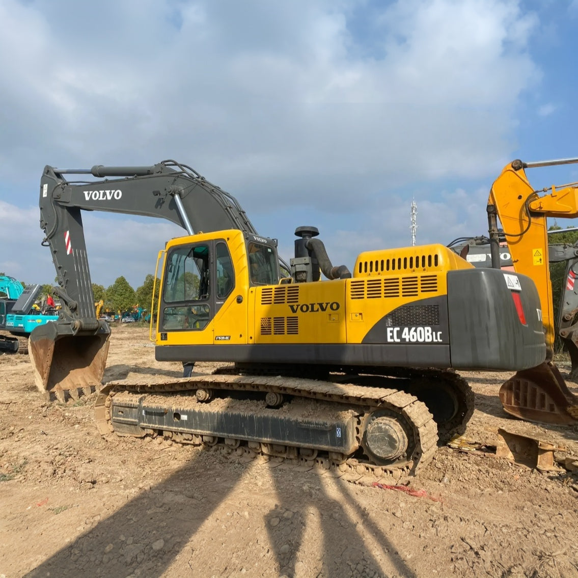 Used VOLVO EC460BLC crawler excavator real inventory view 1