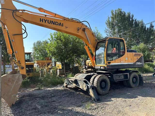 Used HYUNDAI R210W-9 Wheel Excavator for Sale | HYUNDAI R210W-9 Price detail photo 4