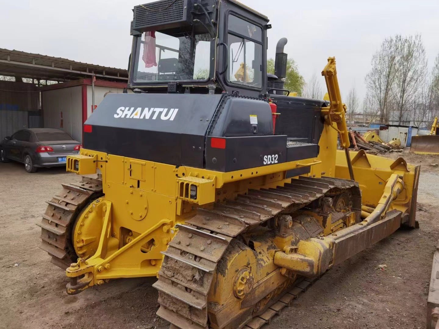 USED SHANTUI SD32