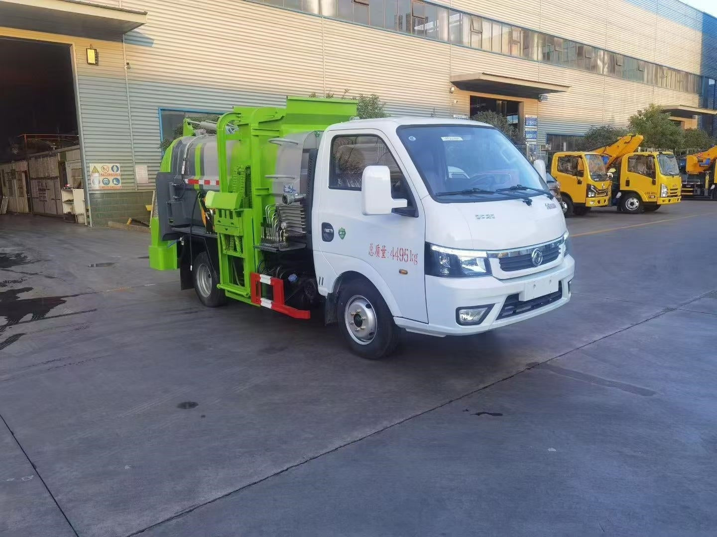 Used Dongfeng TUYI 4M³ Food Waste Truck for Sale detail view