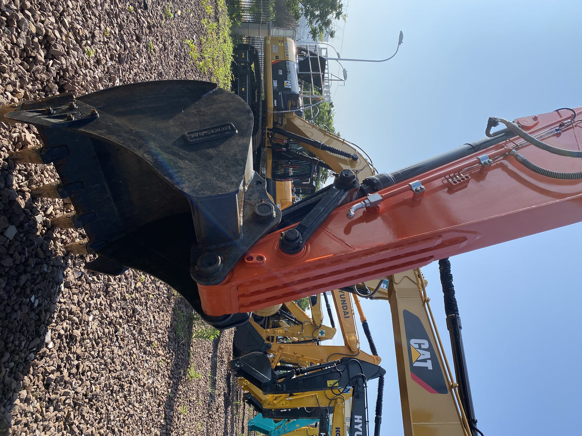 Used DOOSAN DX300LCA crawler excavator real inventory view 3