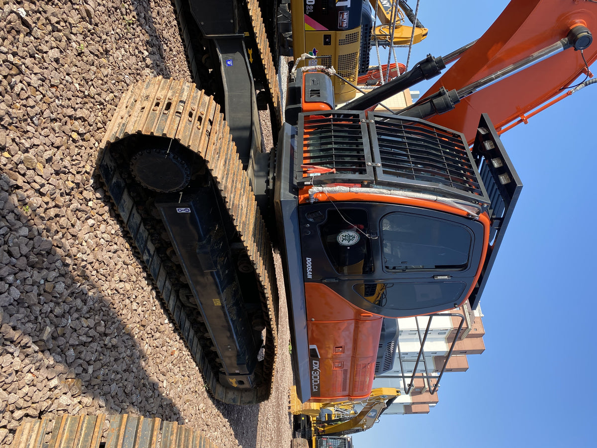 Used DOOSAN DX300LCA crawler excavator real inventory view 4
