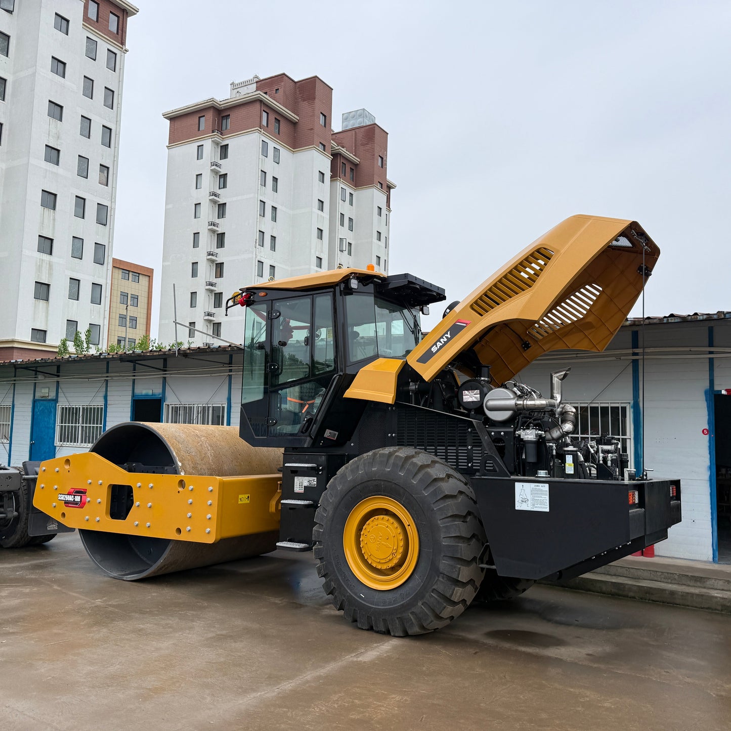 USED SANY SSR260AC-10H