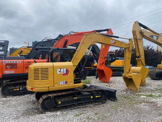 Used CAT 307 crawler excavator real inventory view 2