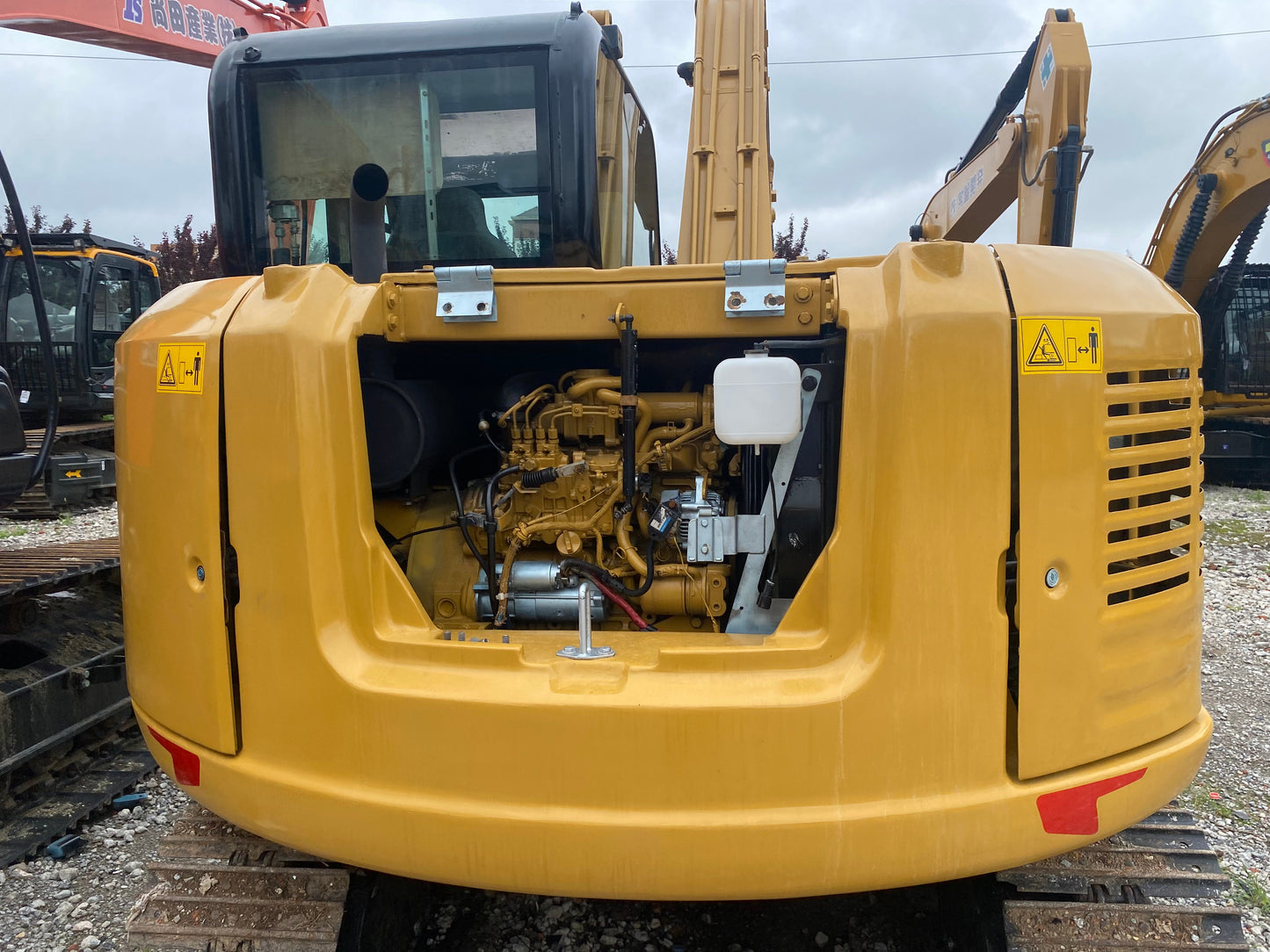 Used CAT 307 crawler excavator real inventory view 4