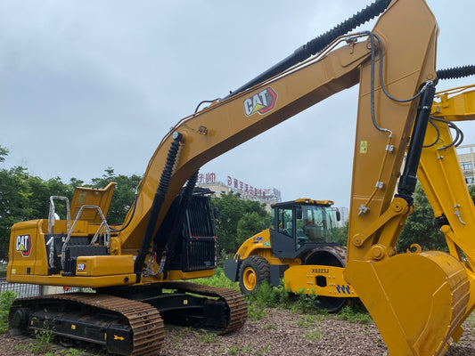 Used CAT 330 Crawler Excavator for Sale - real inventory photo 2