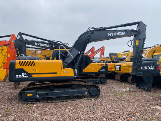 Used HYUNDAI HX220HD crawler excavator real inventory view 2
