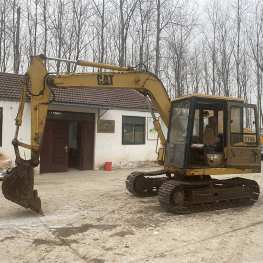 Excavadora de cadenas CAT E70B usada en venta | Precio Caterpillar E70B foto de detalle 1